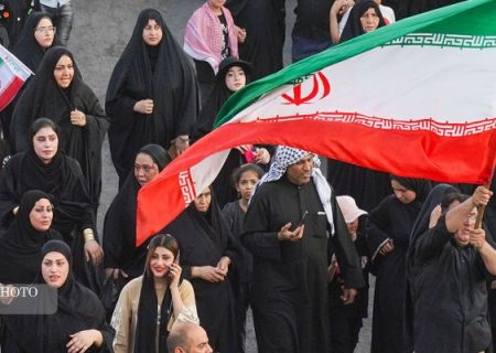 رود انسانهای عاشق به کربلا سرازیر شد