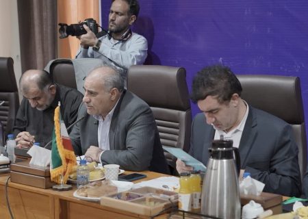  خاموشی‌های طولانی و تنش آبی زندگی مردم را مختل کرده است / ضرورت تسریع در تکمیل طرح جامع آبرسانی و ایجاد شهرک انرژی
