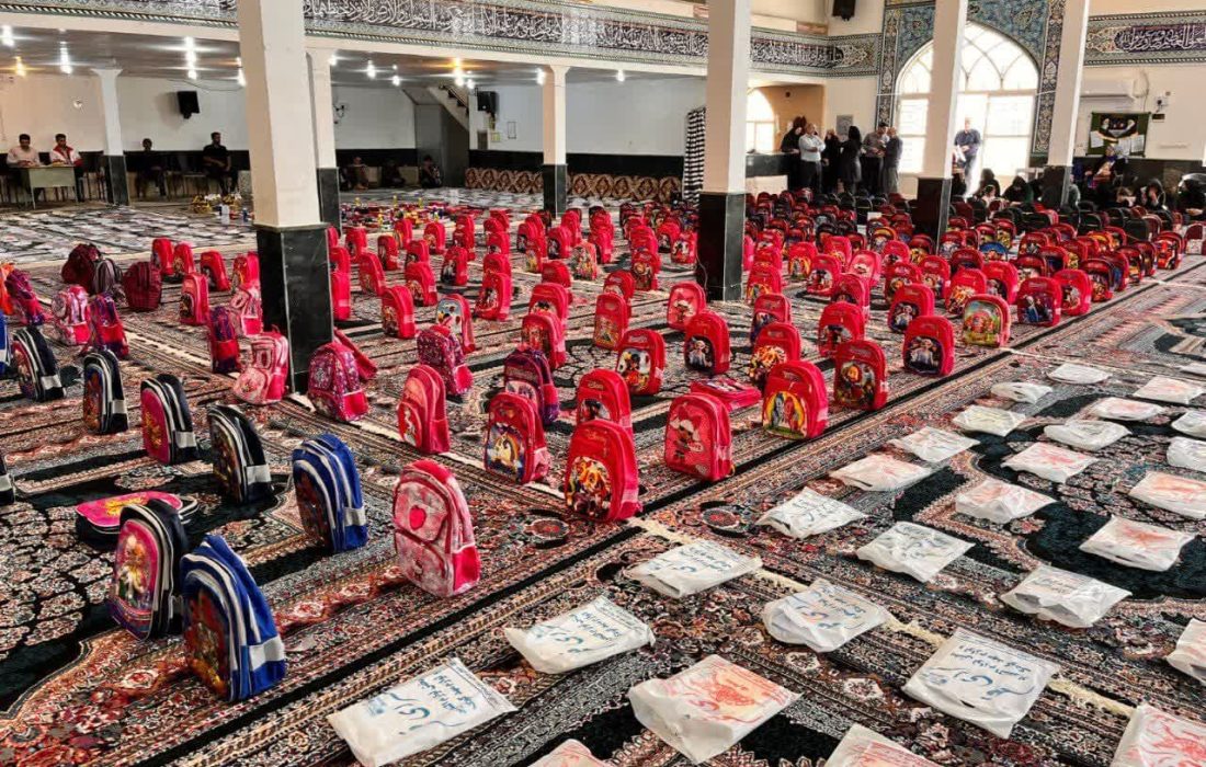 اهدای ۲ هزار و ۵۰۰ بسته نوشت افزار به دانش آموزان نیازمند اندیمشک و دزفول