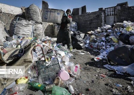 ساماندهی ۷۰ واحد جمع آوری ضایعات در اندیمشک آغاز شد