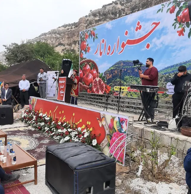 برگزاری جشنواره شکرانه برداشت انار در اندیمشک